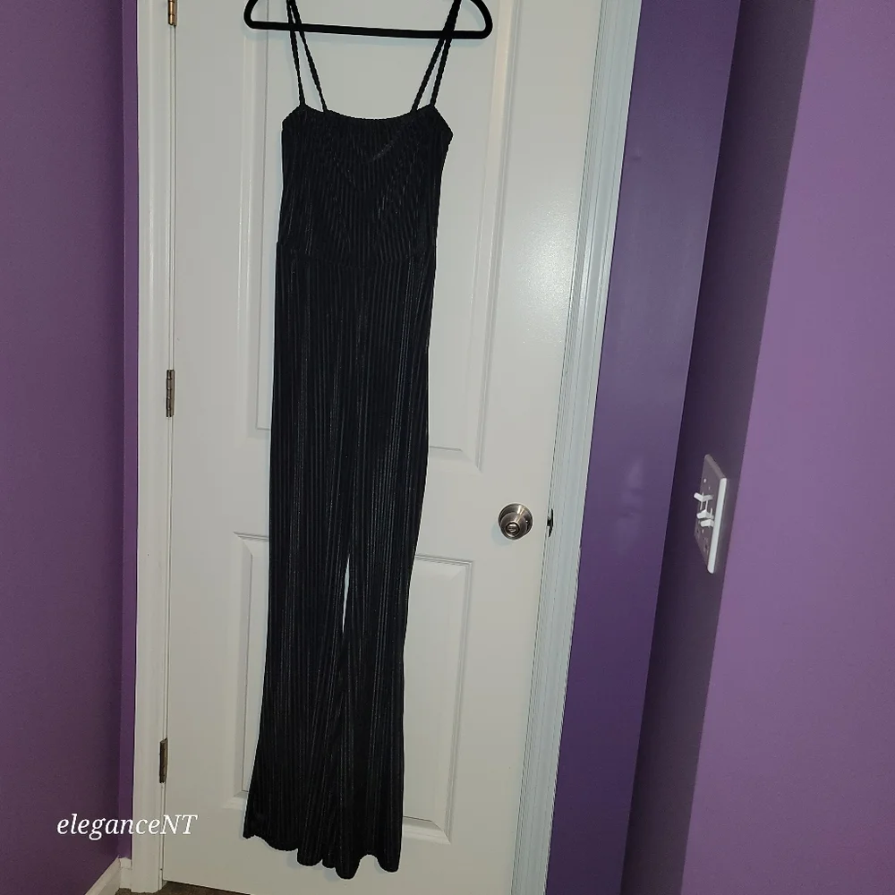 Pretty Little Thing Black Striped Textered Jumpsuit Sz: 14 - Picture 9 of 10